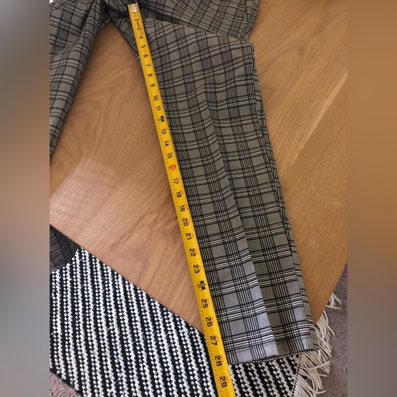 Flog|NWOT Plaid checkered tie waist tapered trousers, size 30•••Business casual - Picture 2 of 12